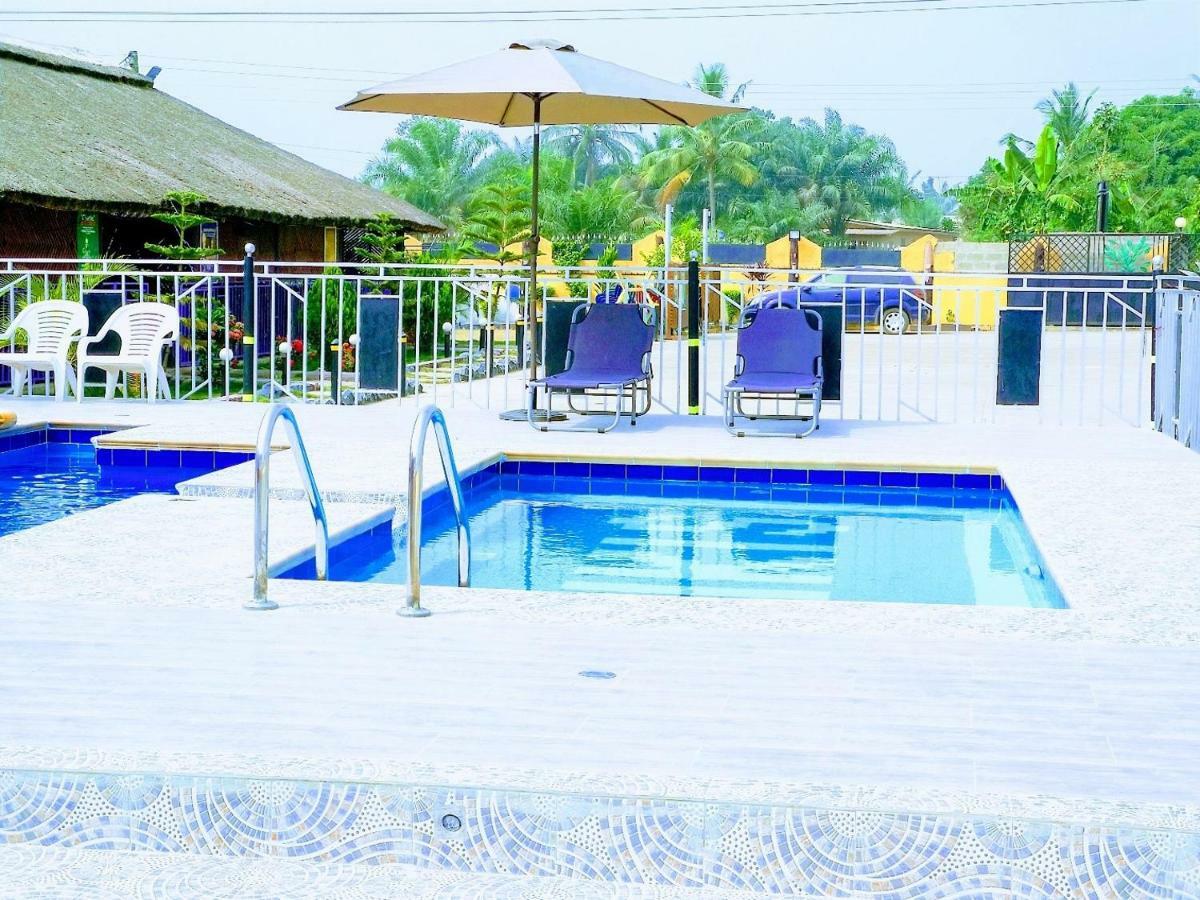 Kikis Court Resort Hohoe ภายนอก รูปภาพ